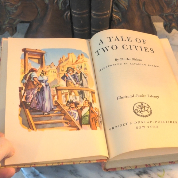 Vintage 'A Tale of Two Cities Book - 77 Years Old - Picture 5 of 6